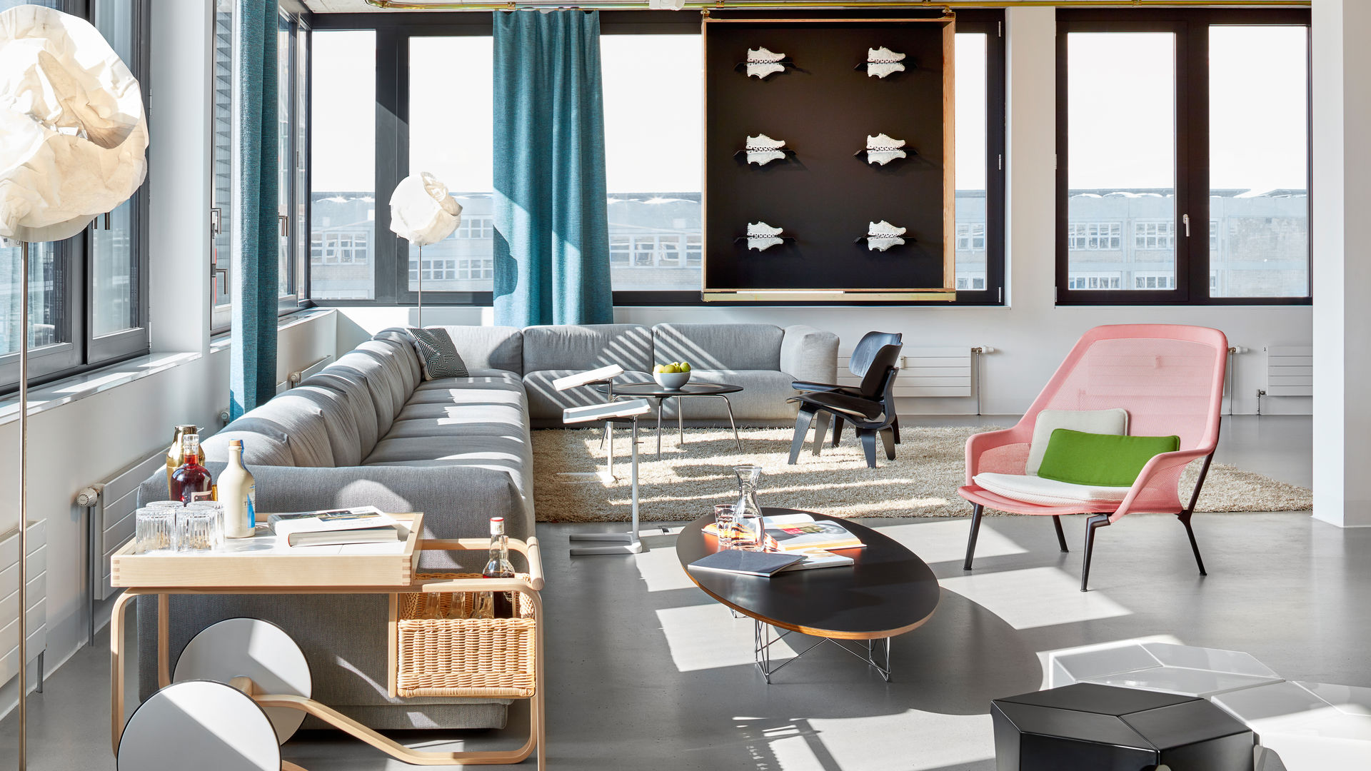 华体会体育官方在线官网 - 桌几|茶几/边几|办公家具|华体会体育官方在线官网家具|嵌套可升降托盘角几